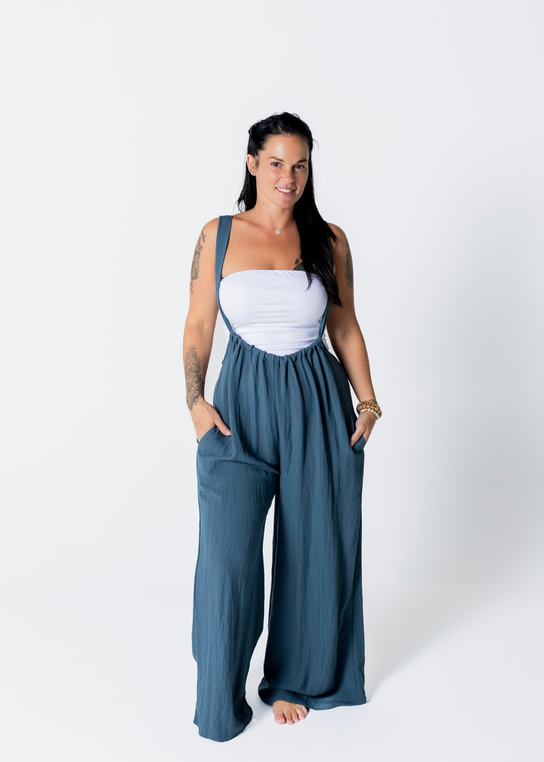 Plus size top suspender jumpsuit