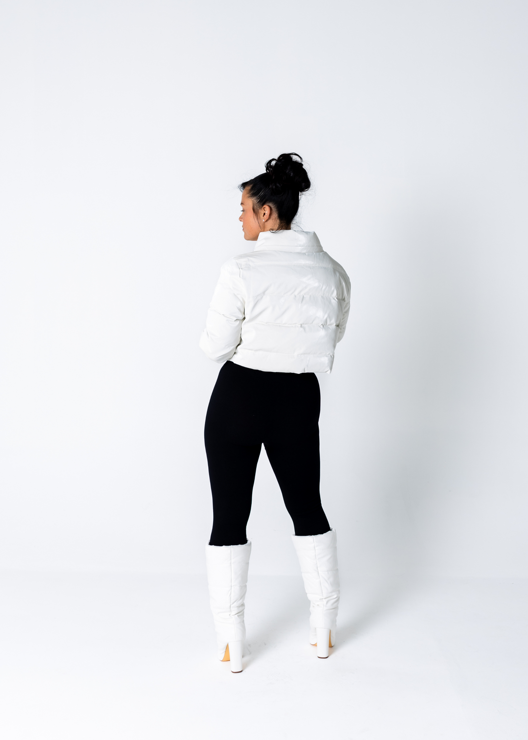 On Top Puffer Jacket "White"