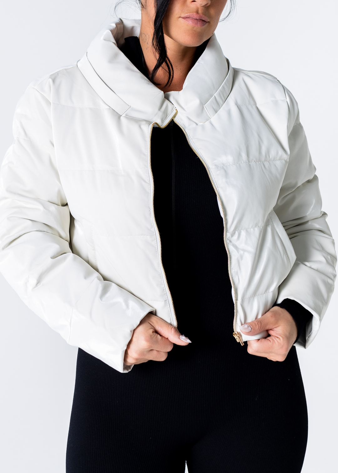 On Top Puffer Jacket "White"